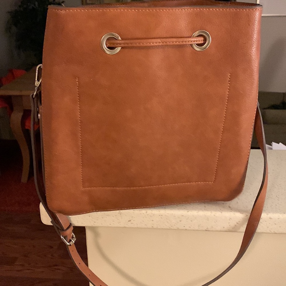 Design Lab Bucket Bag - Picture 4 of 7